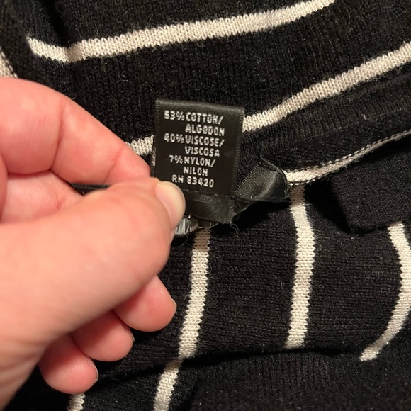 August Silk Black and White Stripe Sweater Medium - Picture 5 of 7